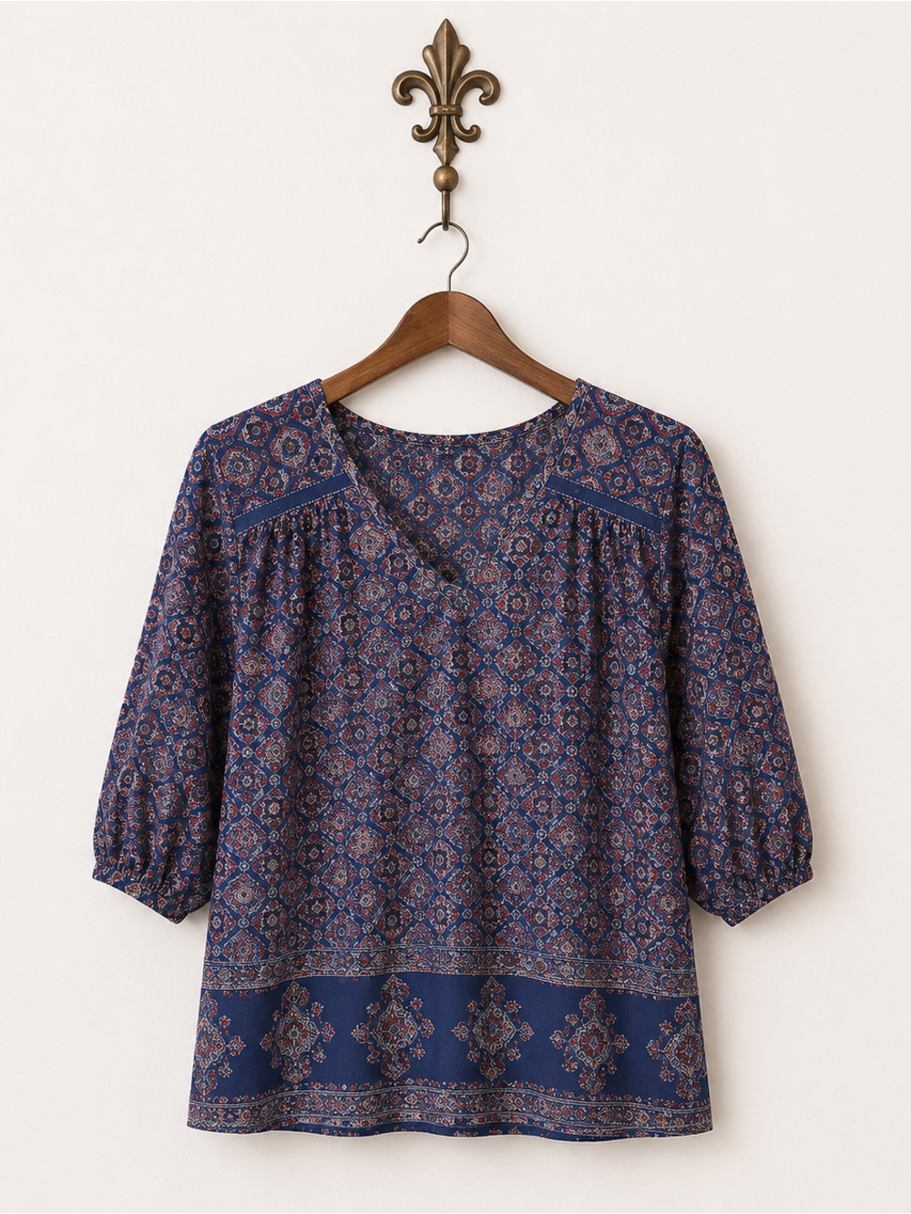 Lucky Brand blue geometric print V neck flowy boho chic bohemian top L